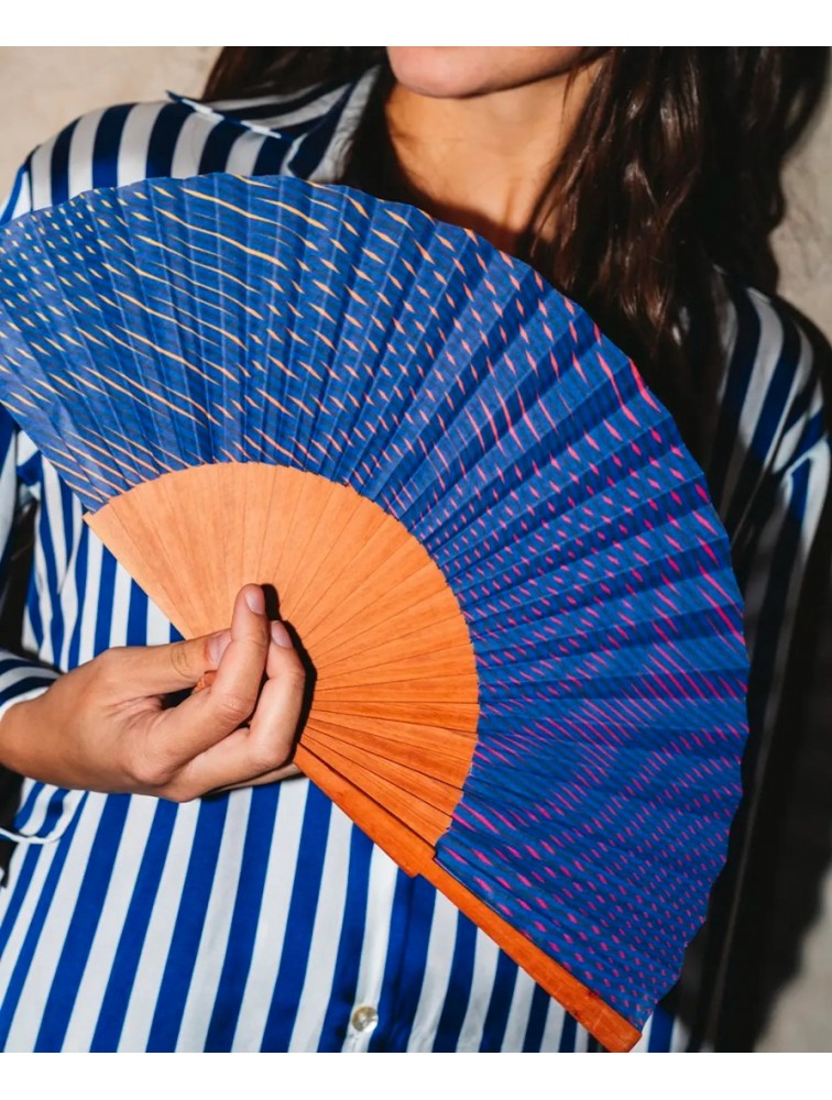 A FAN OF Dancing Waves Blue