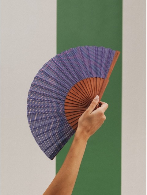 A FAN OF Dancing Waves Fan 
