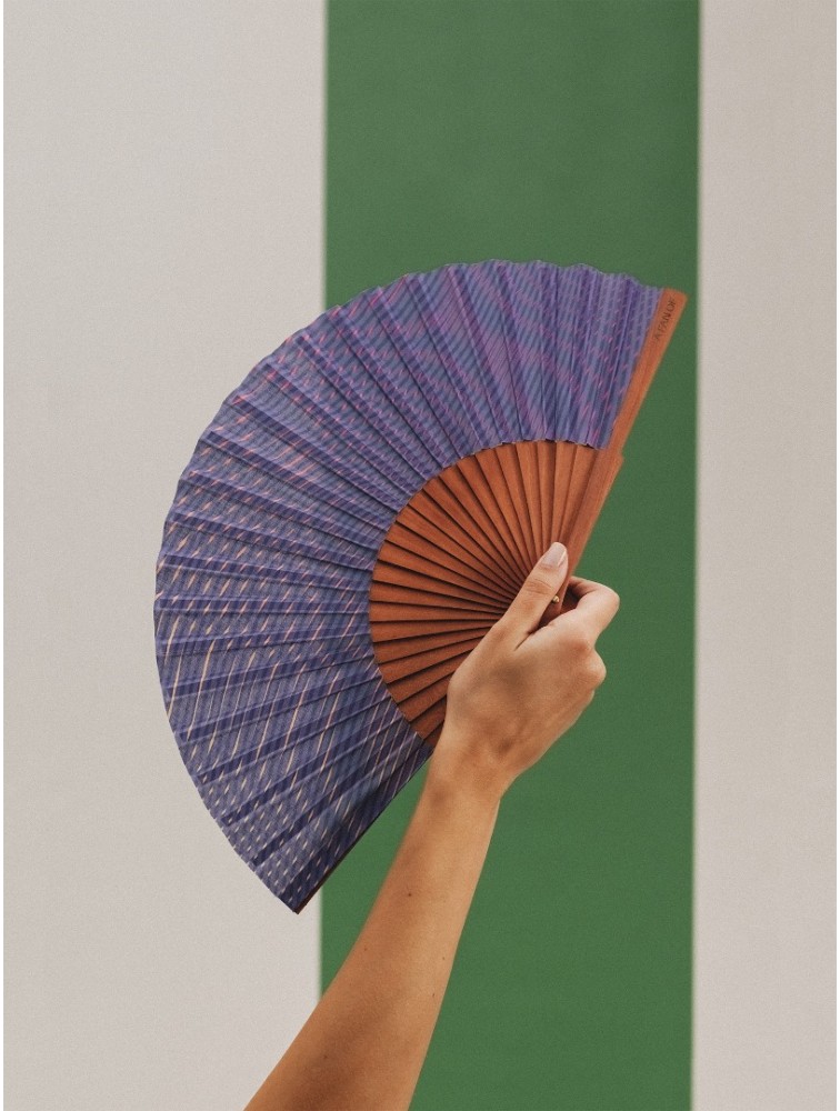 A FAN OF Dancing Waves Fan