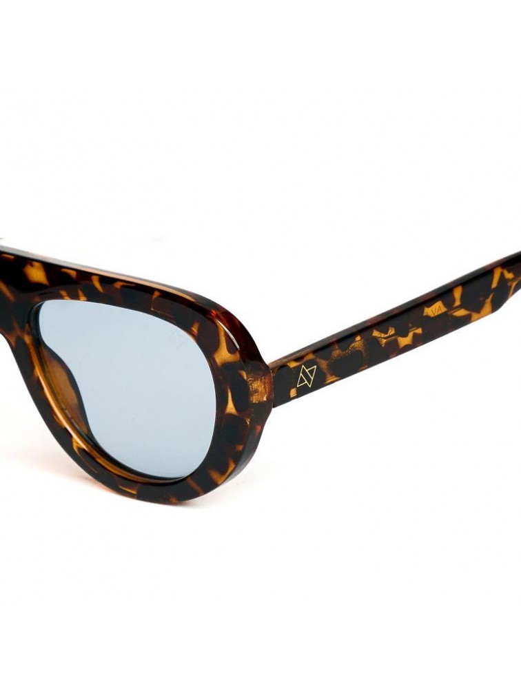A\V SUNGLASSES Izabel Brown Blue Καφέ γυαλιά ηλίου με μπλε φακούς
