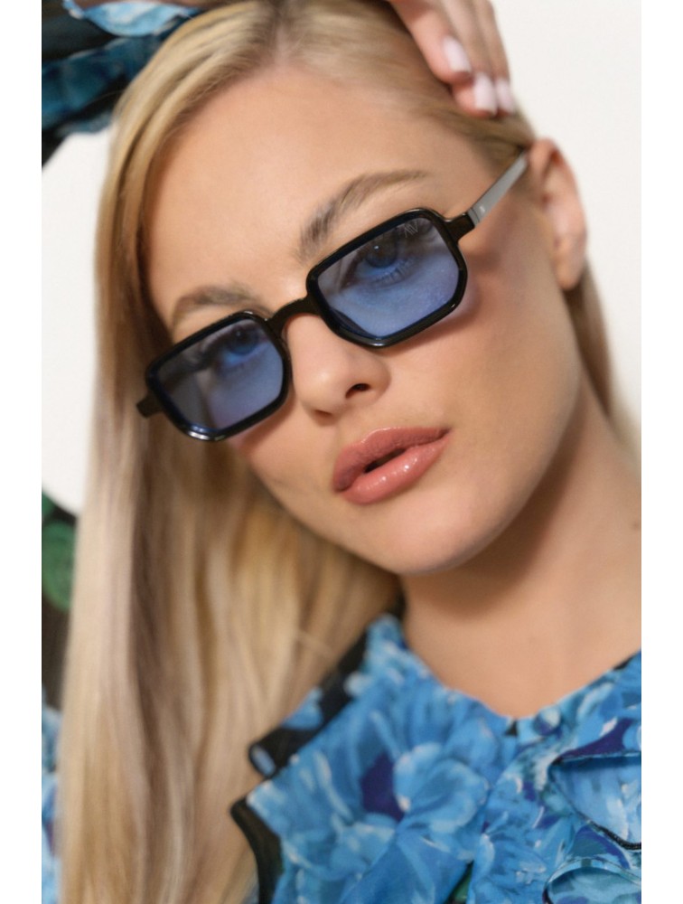 A\V SUNGLASSES Kaia Black\Blue
