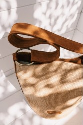 CLIC JEWELS SANDRA BUCKETBAG Natural Raffia Suede Genuine Leather Μπεζ Δερμάτινη Γυναικεία Τσάντα Ώμου