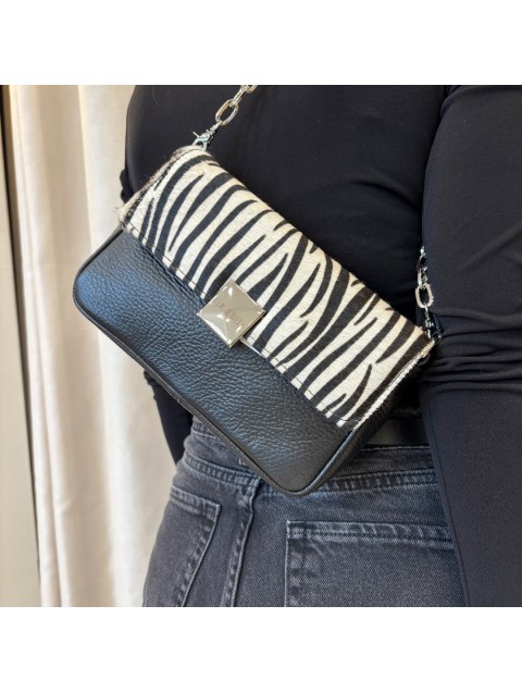 CLIC JEWELS Neira Mini Bag Zebra Ponyskin Μαύρη Ζεβρέ Τσάντα