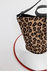 CLIC JEWELS SANDRA BUCKETBAG (animal print ponyskin/black dolaro genuine leather) Λεοπάρ τσάντα