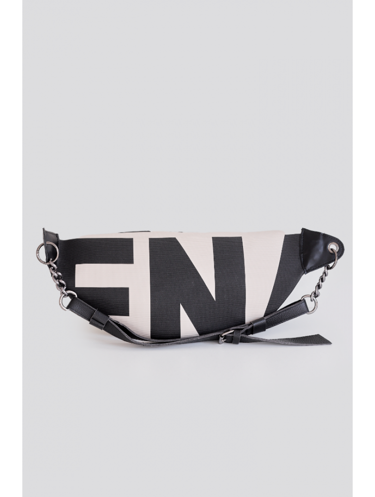 ELENA ATHANASIOU In The Name Body Bag EA Logo Ασπρόμαυρη τσάντα σώματος