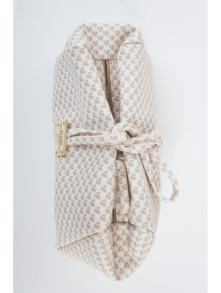 ELENA ATHANASIOU Cube Lunchbag White Λευκή τσάντα χειρός