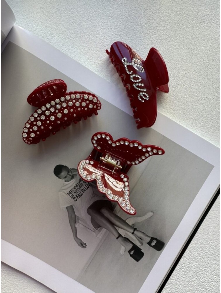 HEY BEAUTY Big Crystal Butterfly in Glossy Red Κόκκινο Κλάμερ Πεταλούδα