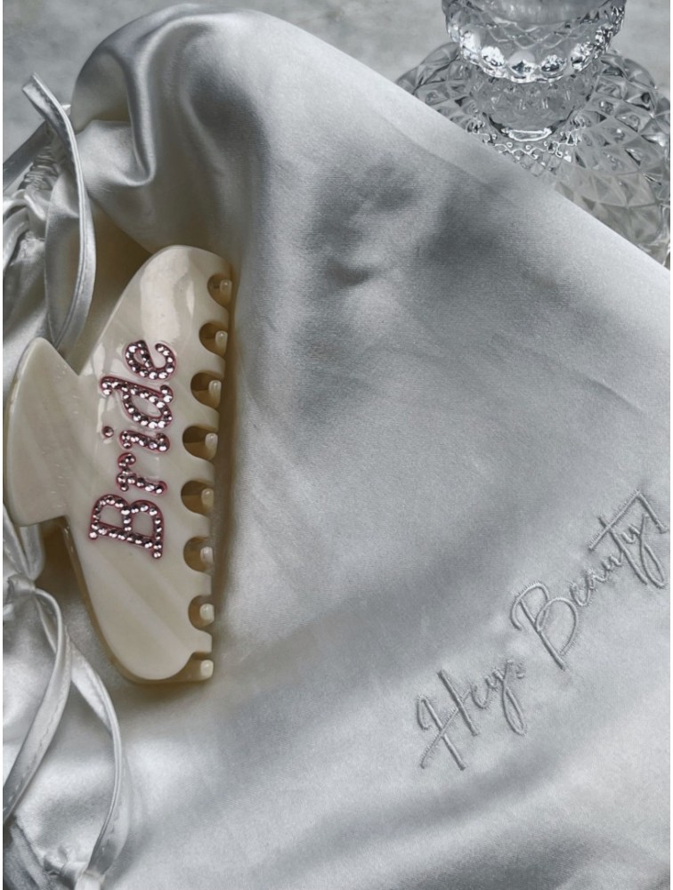 HEY BEAUTY Bride in Creamy Dreamy