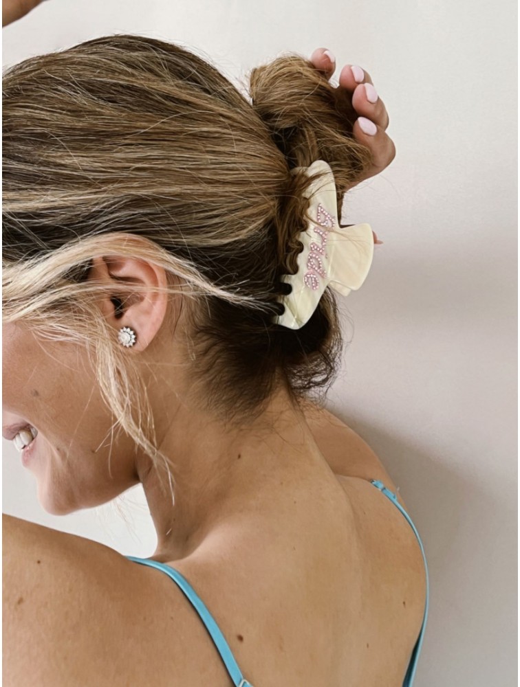 HEY BEAUTY Bride in Creamy Dreamy