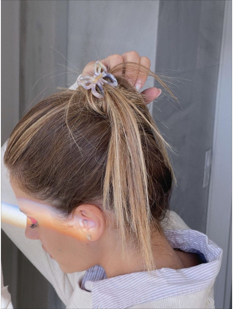 HEY BEAUTY Butterfly Pin in Purple Sugar Καρφίτσα Πεταλούδας