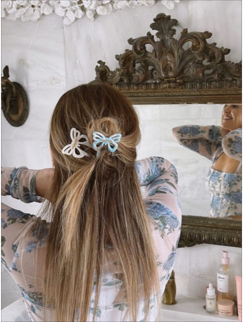 HEY BEAUTY Butterfly Pin in Vanilla Sky Καρφίτσα Πεταλούδας
