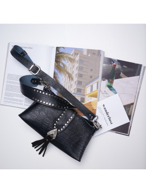 INDIVIDUAL I Am Love Black Women's Leather Shoulder Bag With Nickel Buckle