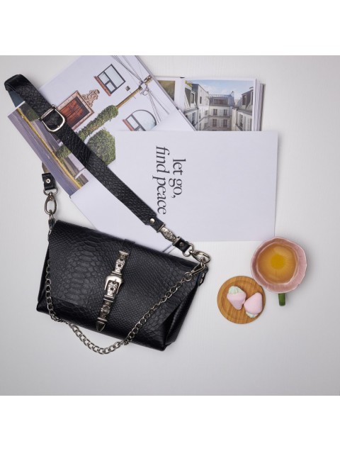 INDIVIDUAL The River Black Leather Women's Shoulder Bag With Nickel Buckle