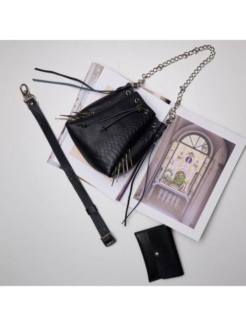INDIVIDUAL Brake me shake me Black Leather Women's Pouch With Nickel Details