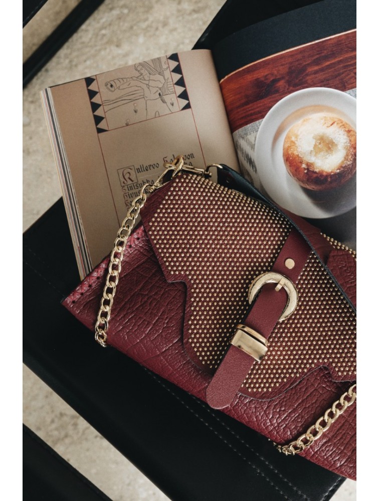 INDIVIDUAL Go Your Own Way Bordeaux Women's Leather Shoulder Bag With Gold Buckle