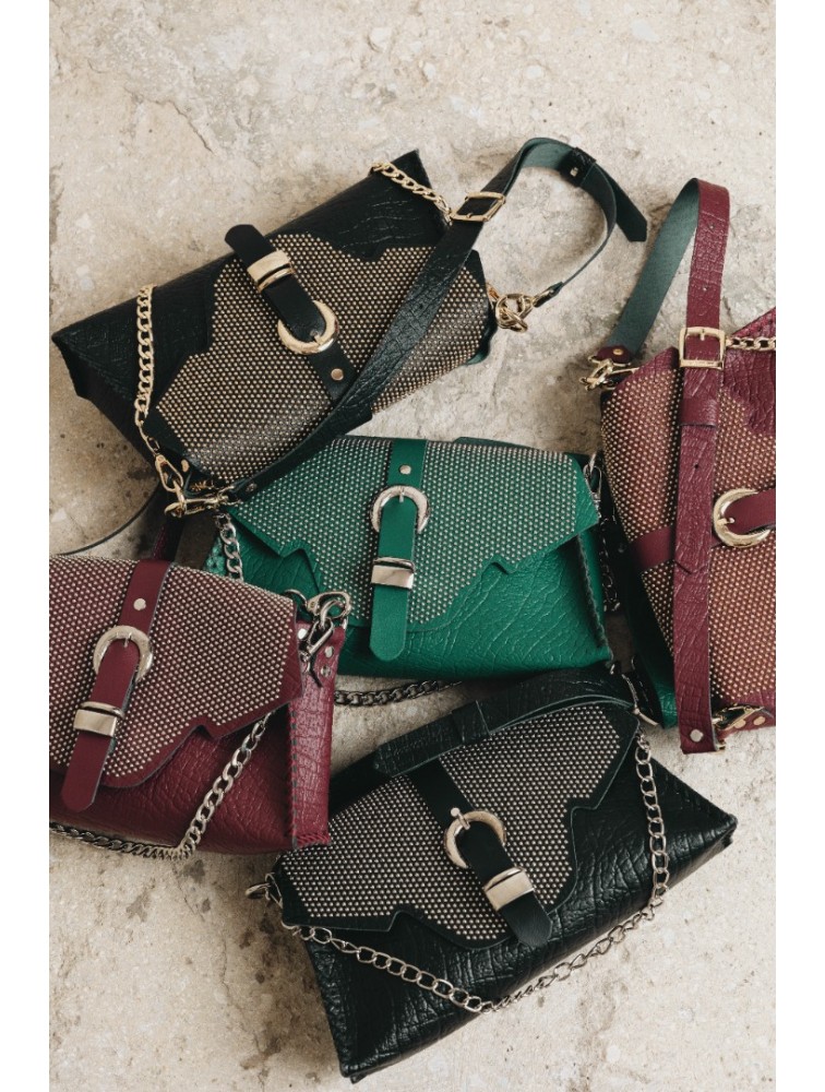 INDIVIDUAL Go Your Own Way Bordeaux Women's Leather Shoulder Bag With Gold Buckle