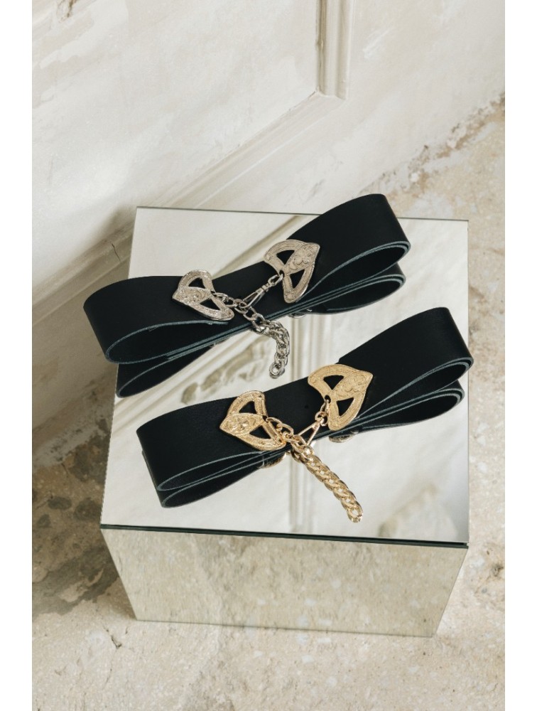 INDIVIDUAL Keepshake Μαύρη δερμάτινη ζώνη με νίκελ μεταλλικά στοιχεία