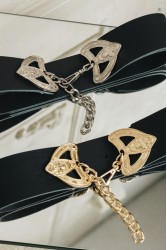 INDIVIDUAL Keepshake Μαύρη δερμάτινη ζώνη με νίκελ μεταλλικά στοιχεία