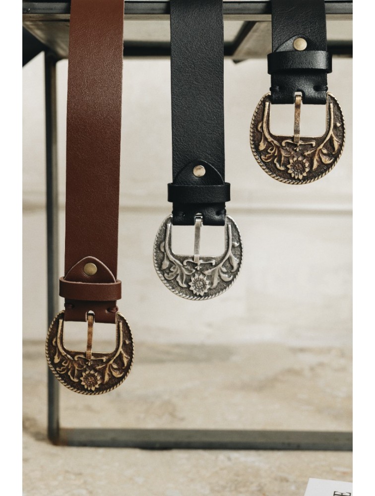 INDIVIDUAL Wild Flower Καφέ δερμάτινη ζώνη με μπρονζέ μεταλλικά στοιχεία
