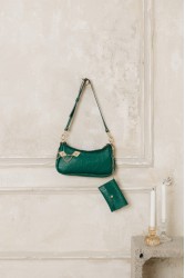 INDIVIDUAL Rushmere shoulder bag fortest green