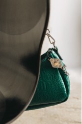INDIVIDUAL Rushmere shoulder bag fortest green