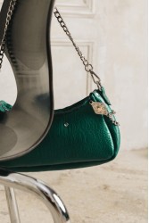 INDIVIDUAL Rushmere shoulder bag fortest green