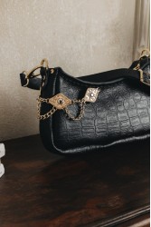 INDIVIDUAL Rushmere Black leather bag with metal elements