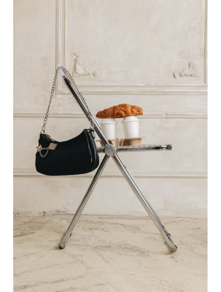 INDIVIDUAL Rushmere Black leather bag with metal elements