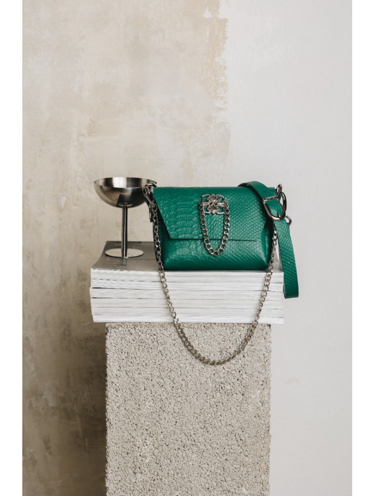 INDIVIDUAL Don't stop the dance Green leather women's shoulder bag with nickel buckle