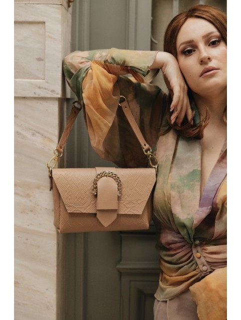 INDIVIDUAL Moving on Leather Women's Shoulder Bag In Mocha Color