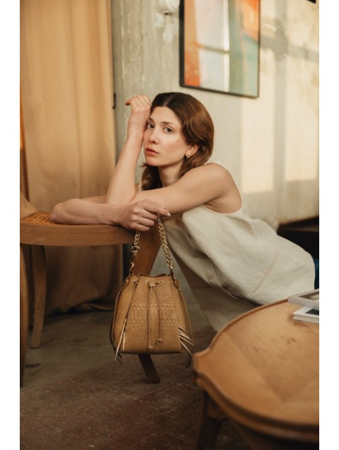 INDIVIDUAL Brake me shake me Honey Suede Women's Pouch With Gold Details