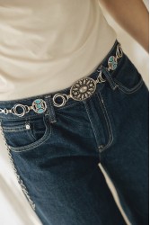 INDIVIDUAL Distant Sun Nickel Chain Belt