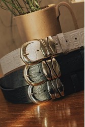 INDIVIDUAL Love Over Gold Black Nickel Leather Belt
