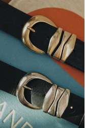 INDIVIDUAL Love Over Gold Black Nickel Leather Belt