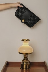 INDIVIDUAL Old and Wise Shoulder Bag Black Gold LIMITED