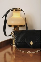 INDIVIDUAL Old and Wise Shoulder Bag Black Gold LIMITED