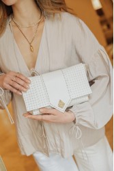 INDIVIDUAL Old and Wise Shoulder Bag Off-White Gold LIMITED