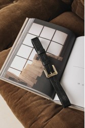 INDIVIDUAL Ordinary Black Gold Leather Belt