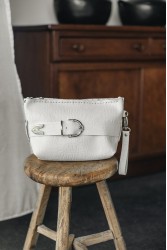 INDIVIDUAL Rhiannon Clutch Bag Off-White Nickel