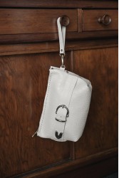 INDIVIDUAL Rhiannon Clutch Bag Off-White Nickel