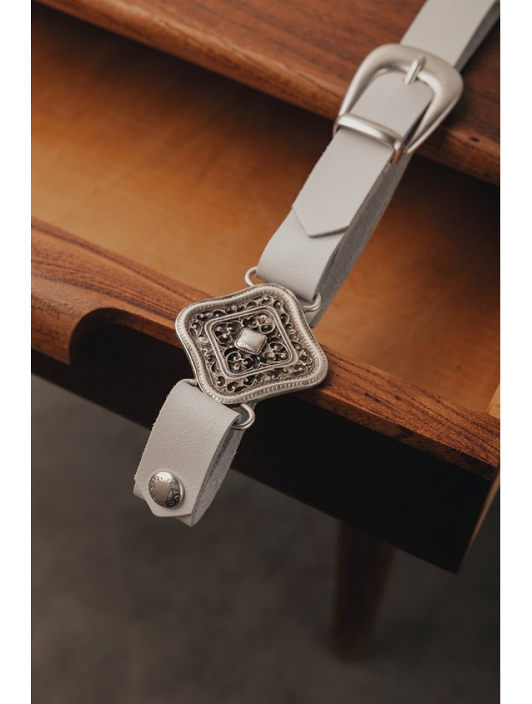 INDIVIDUAL Severina Off-White Leather Belt
