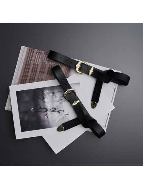 INDIVIDUAL The only one Black leather belt with gold metal elements