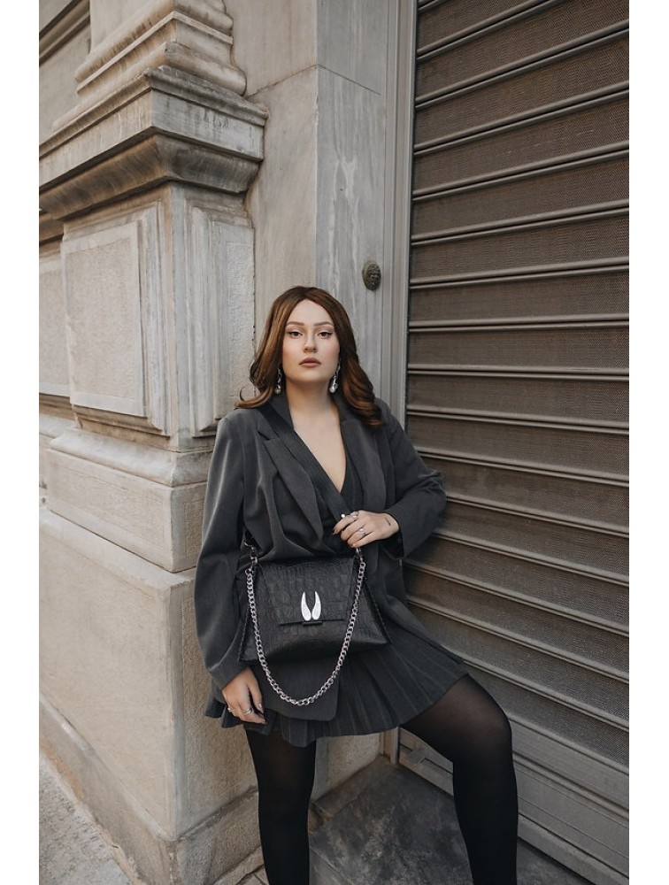 INDIVIDUAL Wings Shoulder Bag Black Nickel