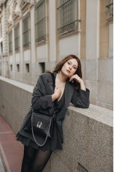 INDIVIDUAL Wings Shoulder Bag Black Nickel