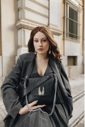 INDIVIDUAL Wings Shoulder Bag Black Nickel