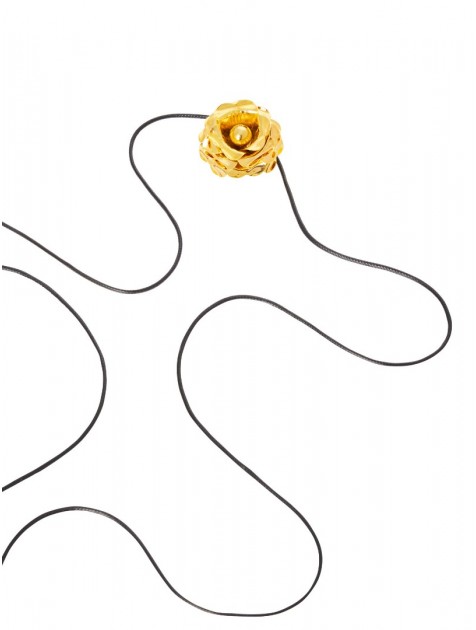 KALEIDO FLEUR DE LIS NECKLACE (GOLD/BLACK) Χρυσό Λουλούδι από επιχρυσωμένο ορείχαλκο 24 καρατίων