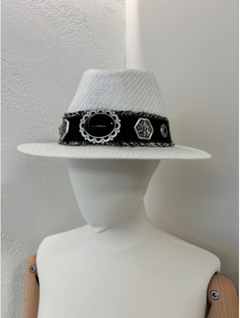 LA VITA HANDBAGS Handmade Women's White hat with black band
