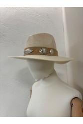LA VITA HANDBAGS Χειροποίητο Εκρού καπέλο με μπεζ φάσα
