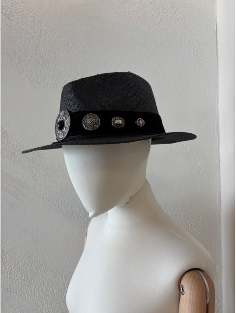 LA VITA HANDBAGS Handmade Women's Black Straw Hat With Silver Buckles