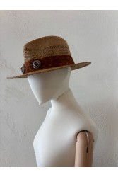 LA VITA HANDBAGS Handmade Straw Women's Beige Hat With Silver Buckles